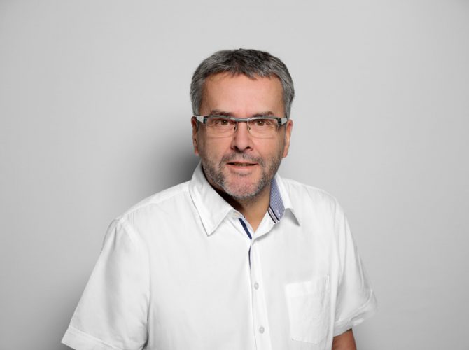 Dr. med. Ulrich Roos